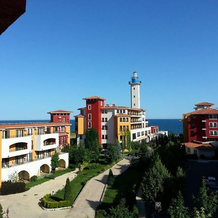 أهيلوي Quiet, Relax And Sand Beach Place With 4Star Service المظهر الخارجي الصورة