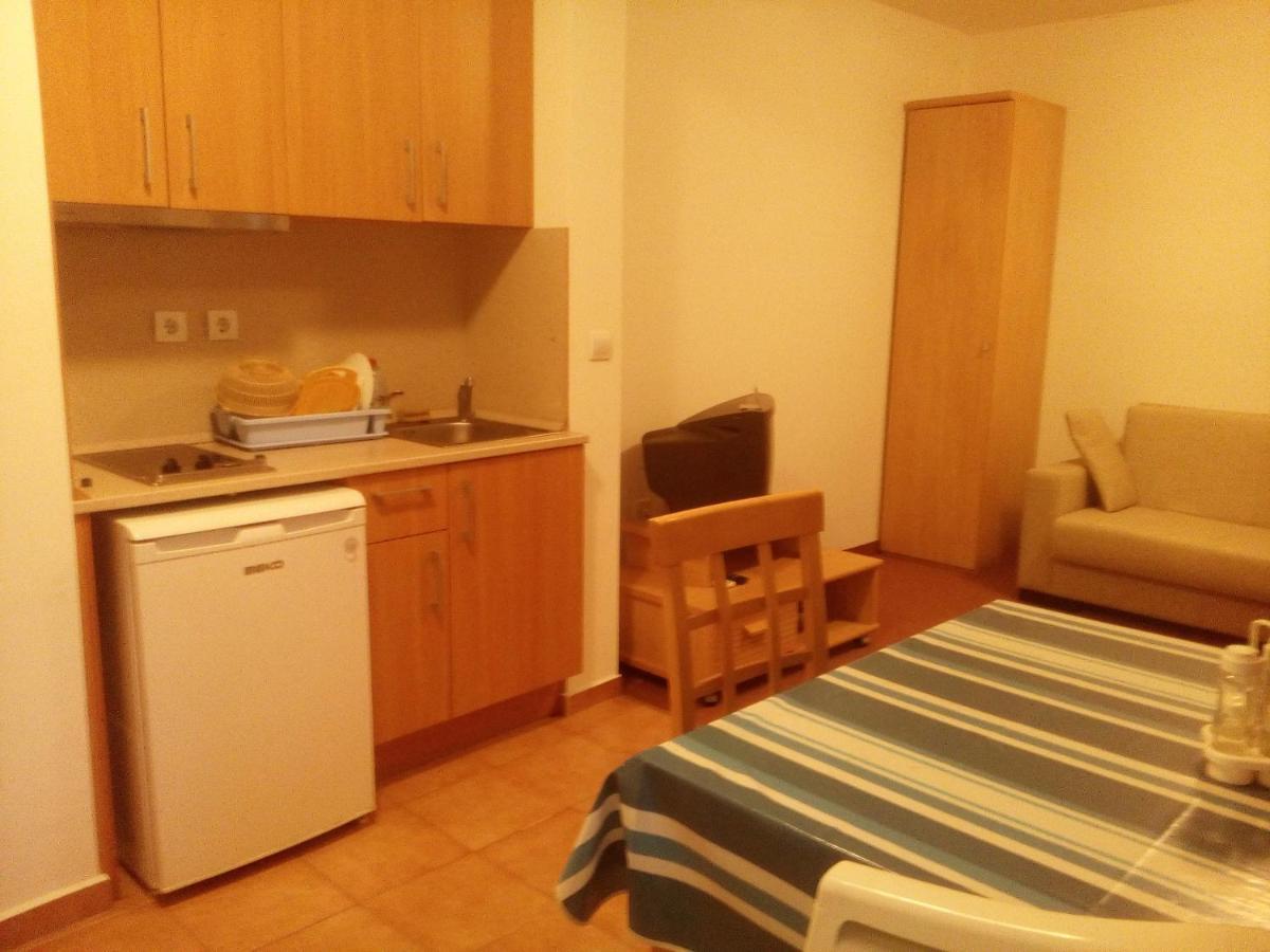 أهيلوي Quiet, Relax And Sand Beach Place With 4Star Service المظهر الخارجي الصورة