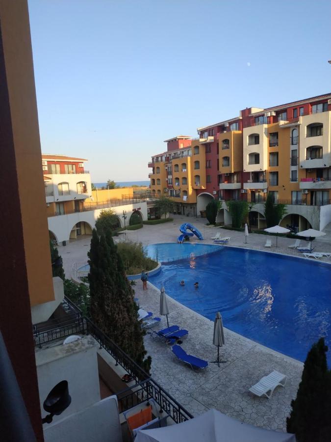 أهيلوي Quiet, Relax And Sand Beach Place With 4Star Service المظهر الخارجي الصورة