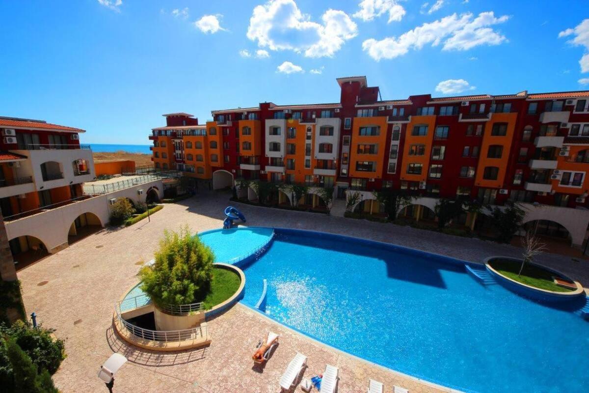 أهيلوي Quiet, Relax And Sand Beach Place With 4Star Service المظهر الخارجي الصورة
